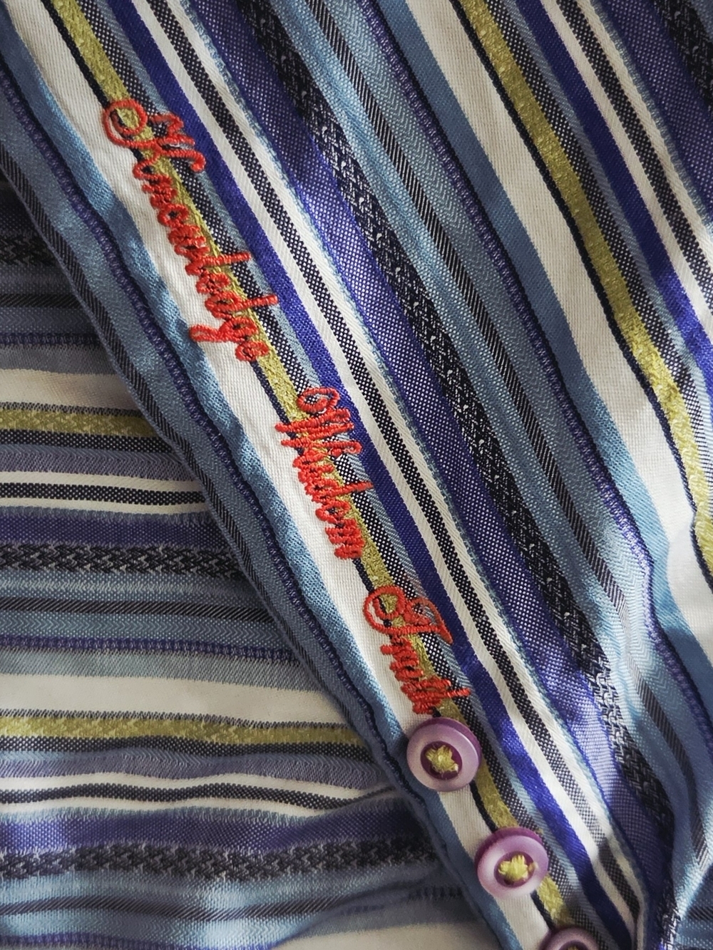 Robert Graham Men's Blue Striped Button-Up Shirt Size LARGE - Picture 9 of 10